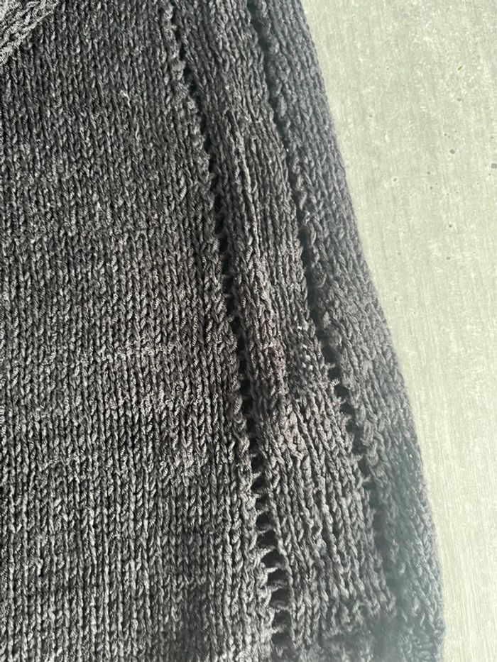 đ€ Pull Noir LĂ©ger en Maille taille L - photo numĂ©ro 2