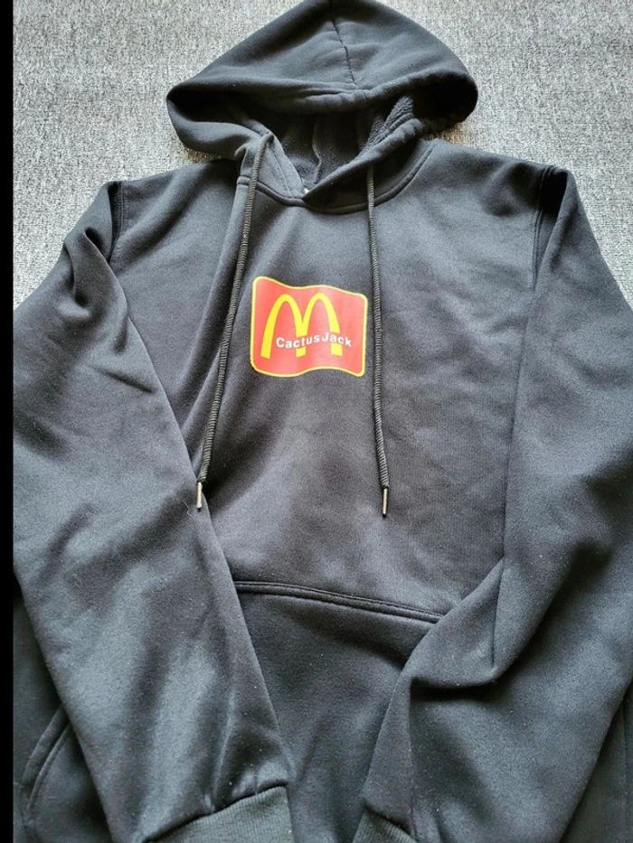 Sweat à Capuche Cactus Jack McDonald’s – Hoodie Noir Unisexe – Édition Limitée Streetwear - photo numéro 5