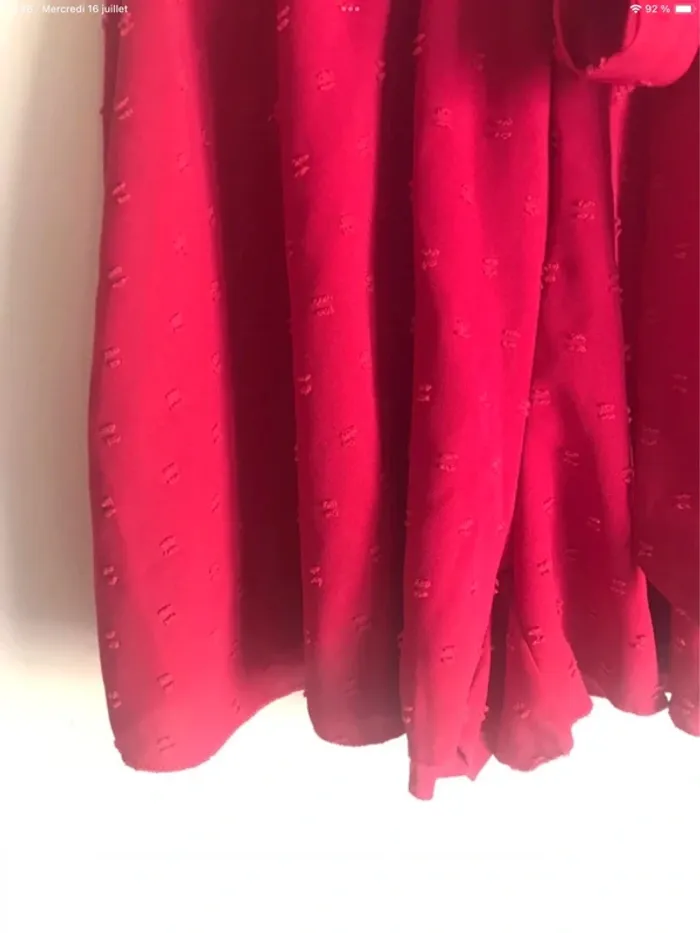 Short plumetis framboise Shein taille 34/36 - photo numéro 4