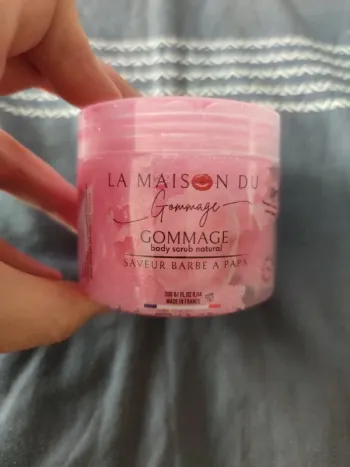 La maison du gommage visage et corps barbe à papa neuf