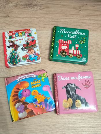 Lot de 4 livres bébés dont 2 livres à toucher Noël + ferme / dinosaures et l'imagerie des bébés Noël