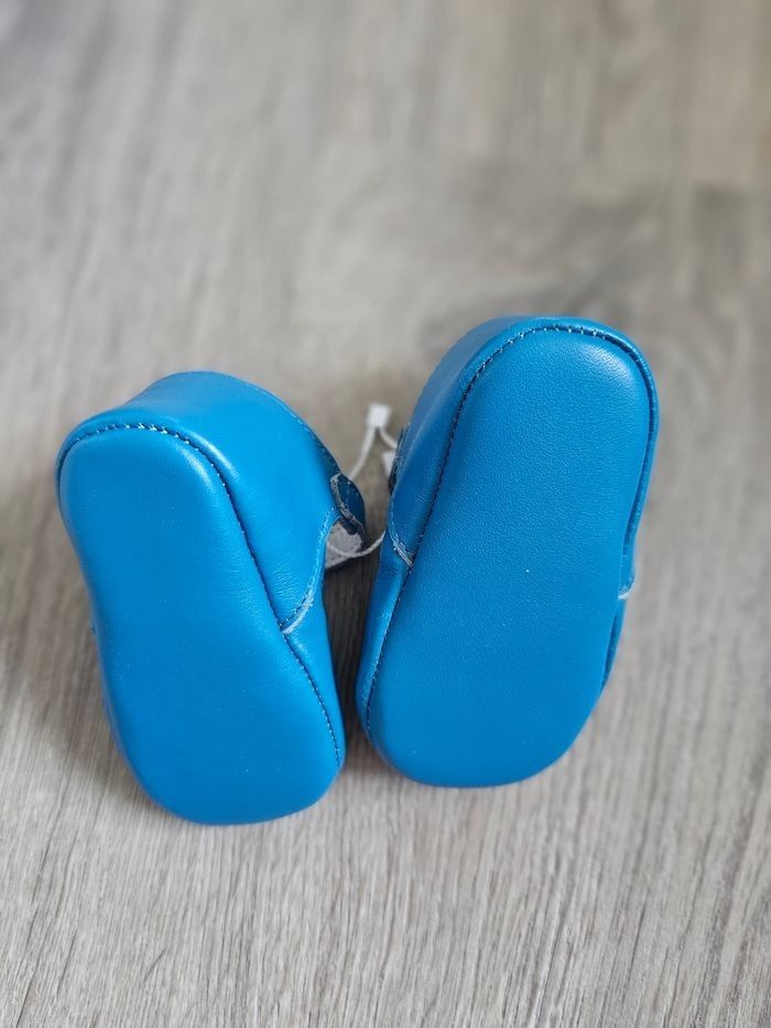 Chaussons Jacadi neufs - photo numéro 2