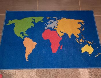 Tapis planisphère coloré 80*120 cm