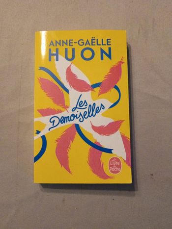 Livre les demoiselles