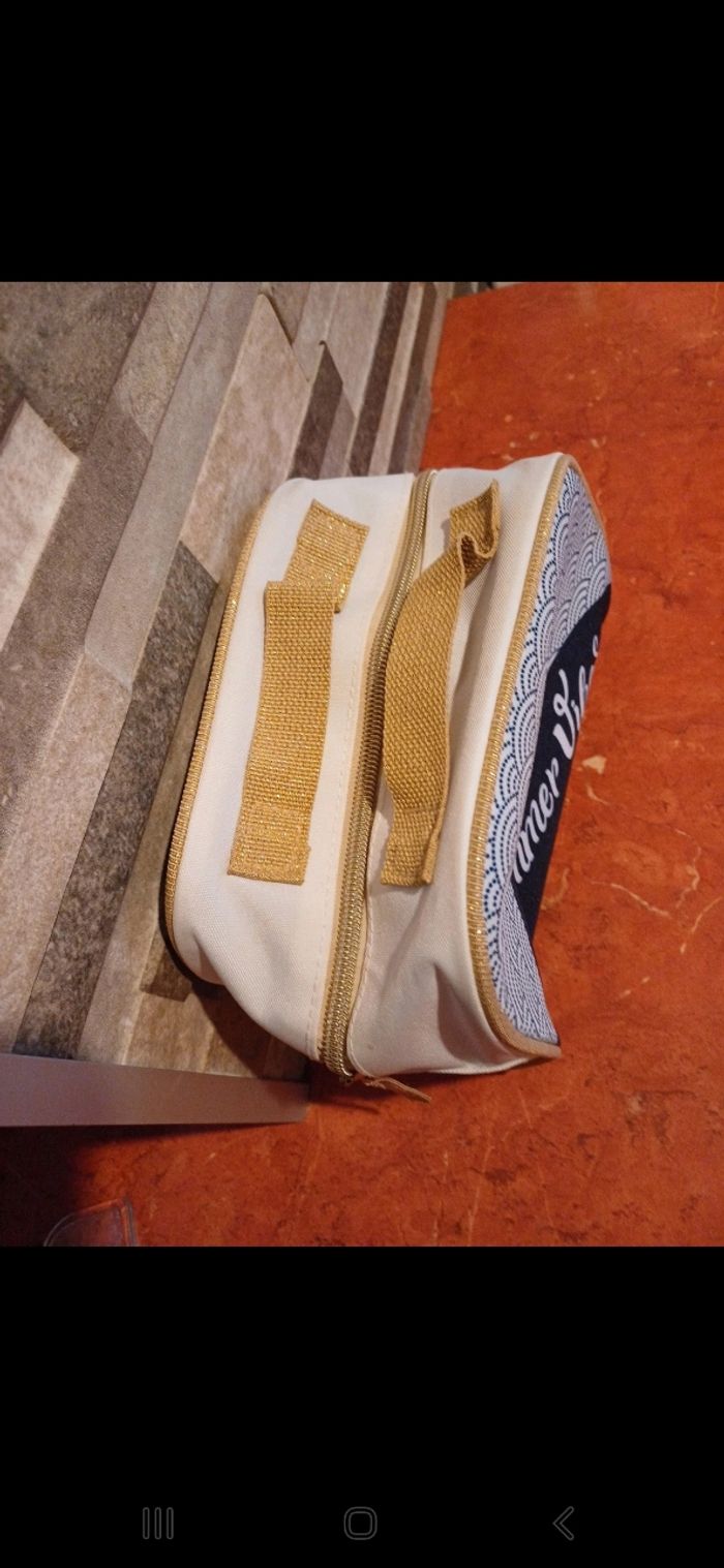 Vanity summer vibes - photo numéro 2