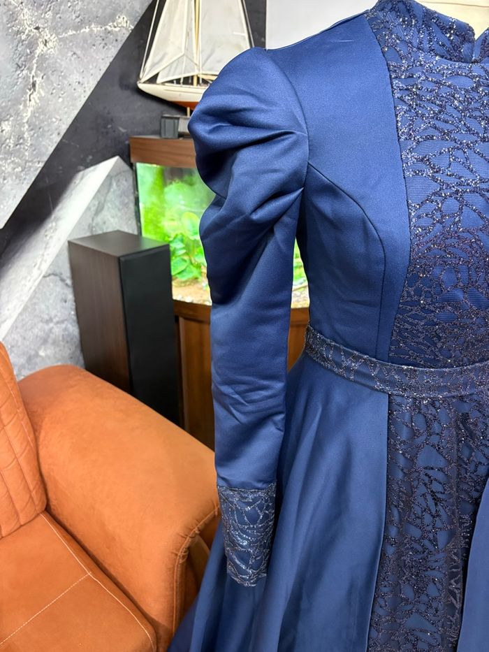 Robe de fiançailles bleu - photo numéro 3