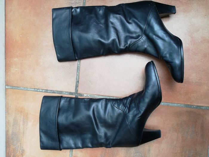 Bottes en cuir noir p40 - photo numéro 10
