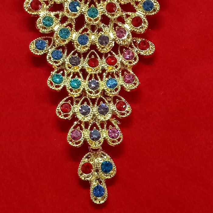 Broche paon en métal doré et strass - photo numéro 8