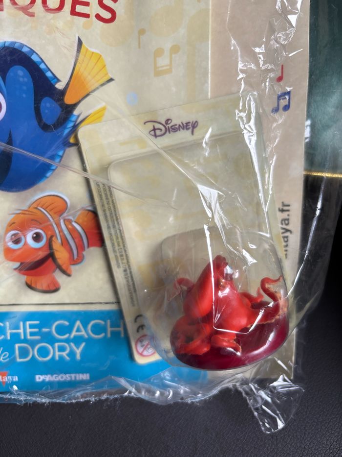 Figurine + Livre Le Cache-Cache de Dory n 130 Les Audiocontes Magiques Disney Altaya - photo numéro 2