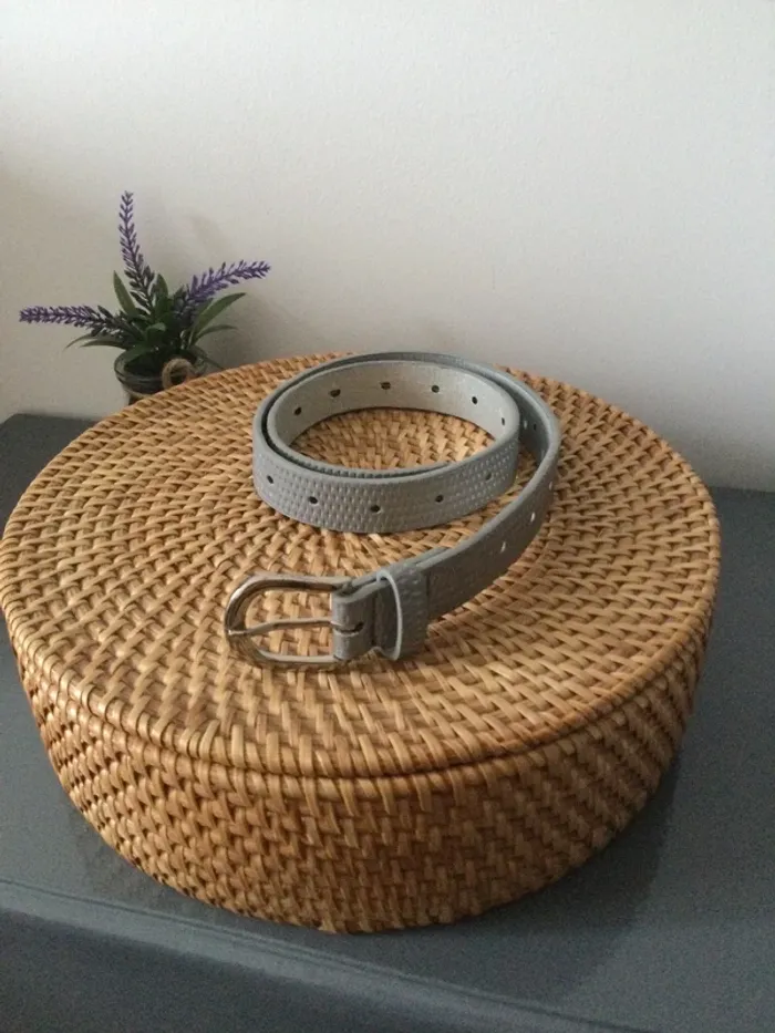 Ceinture grise
