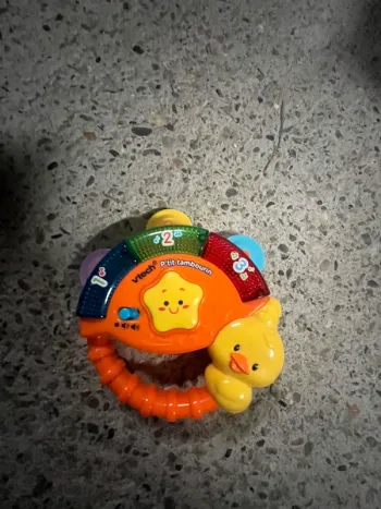 Hochet électronique et musical vtech