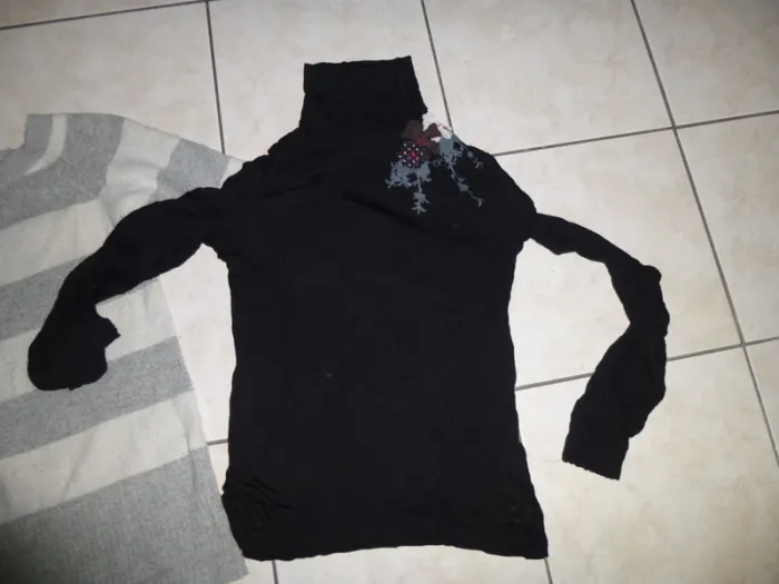lot de 4 pieces polo, pull, tunique taille 40 - photo numéro 4