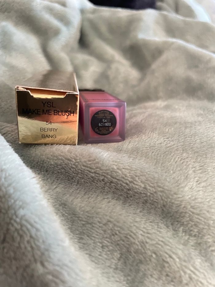 Blush Yves Saint Laurent Make Me Blush n°54 Berry Bang - photo numéro 3