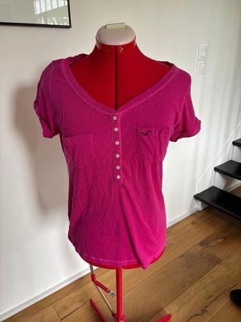 Hollister teeshirt