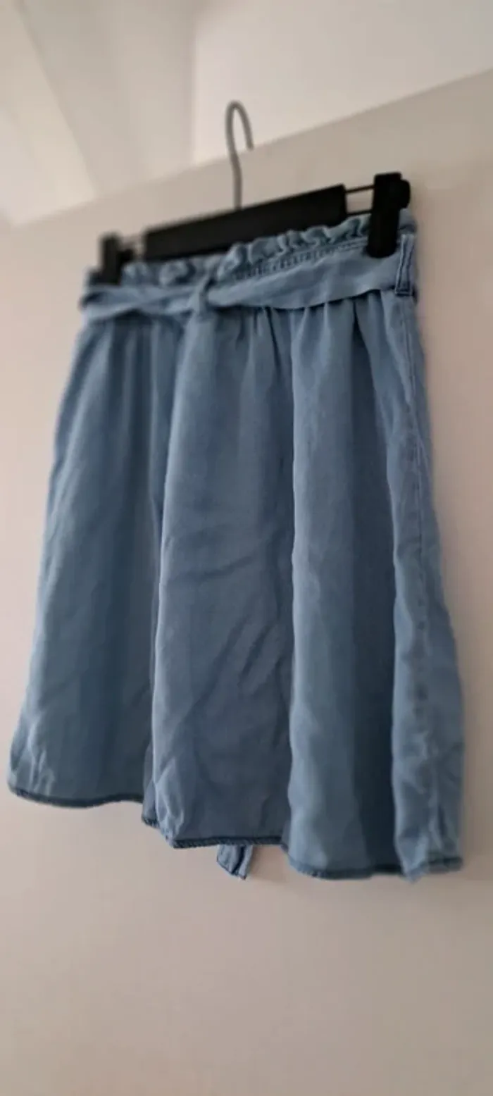 Jupe fluide,couleur jeans, Kiabi, taille S - photo numéro 3
