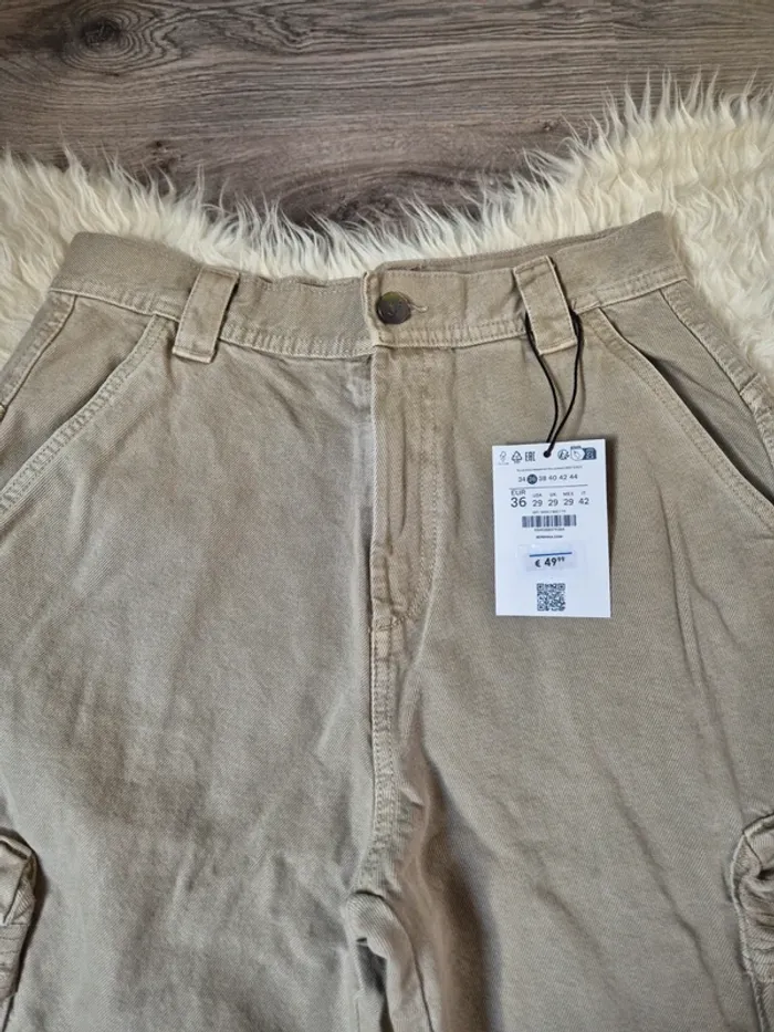 Pantalon baggy multifonction T. 36 Bershka - photo numéro 2