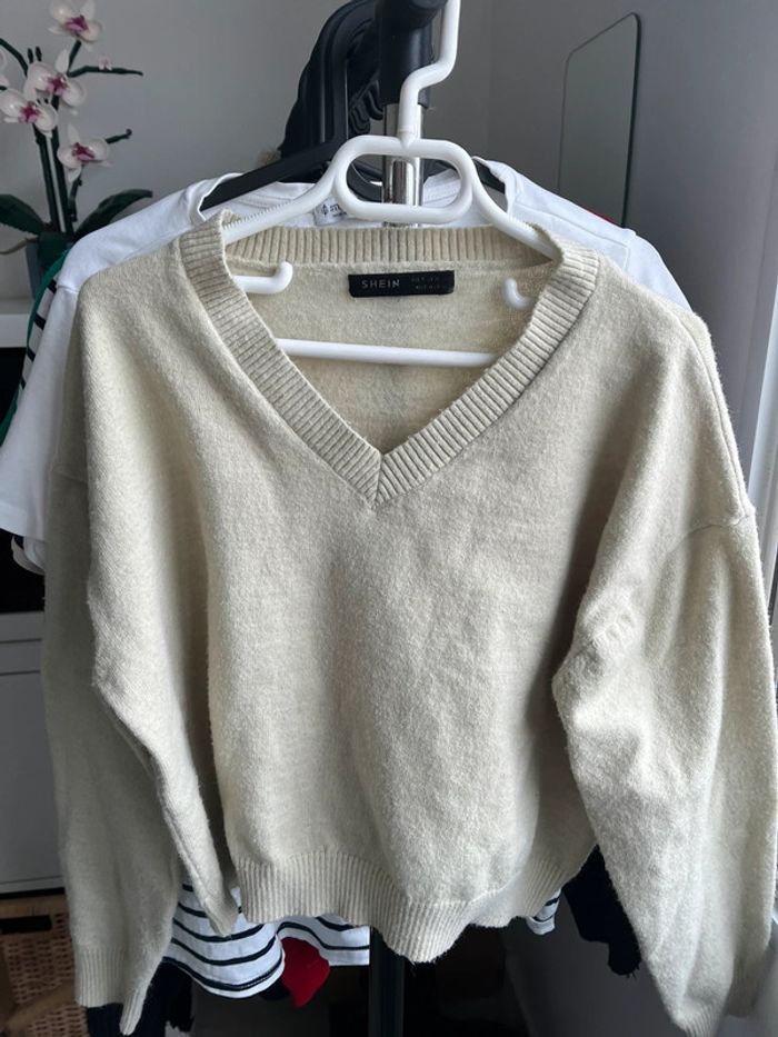 Pull col V vert pastel
