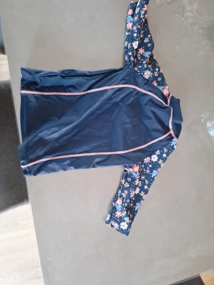 Tee shirt piscine - photo numéro 2