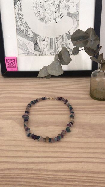 Collier en pierres
