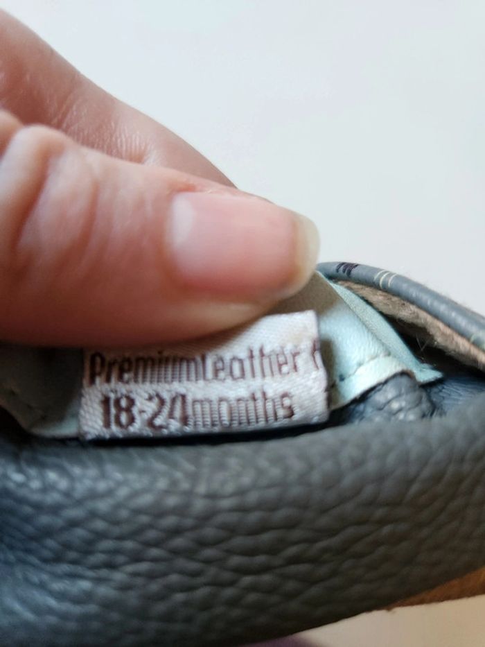 Chaussons en cuir dinosaures - photo numéro 3