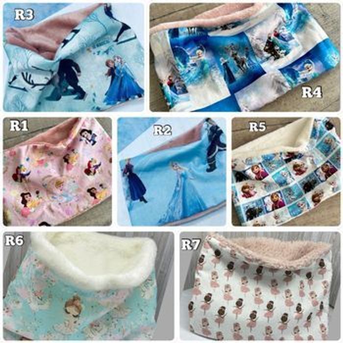 Snood fille reine des neiges, cache cou ou tout de cou enfant ou bébé plusieurs motifs et taille au choix