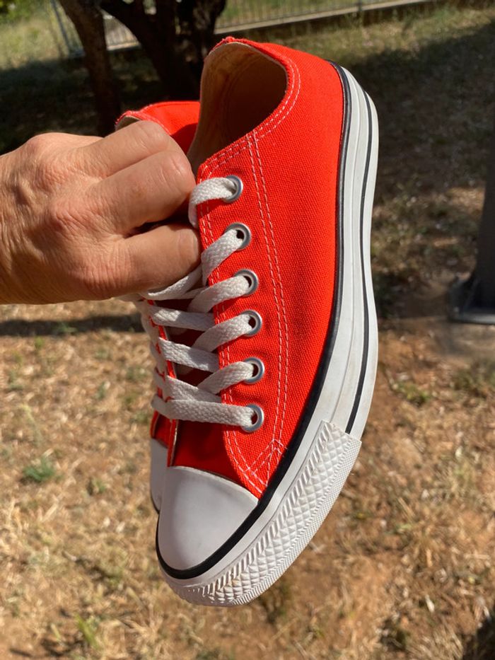 Converse orange 37,5 - photo numéro 2