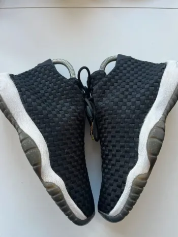 Jordan Future 38