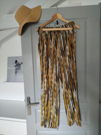 Pantalon ample kaki moutarde 42