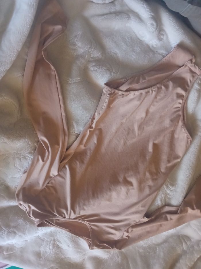 Bodie de femme - photo numéro 2