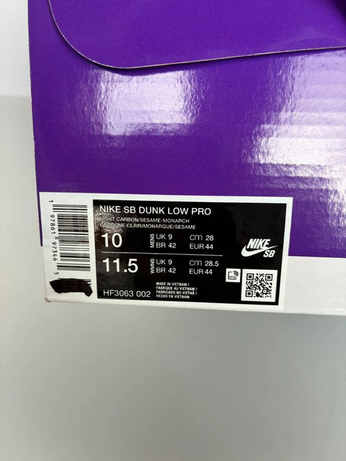 Baskets Nike dunk low pro monarch pointure 44 neuves avec boîte - photo numéro 16