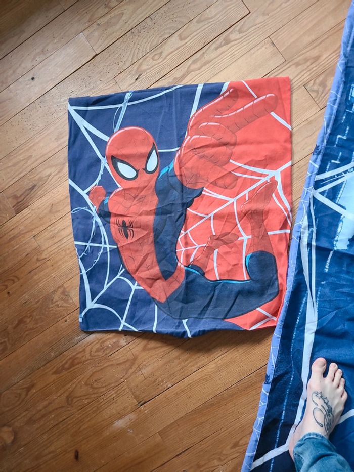 Housse de couette + taie d'oreiller Spiderman - photo numéro 3