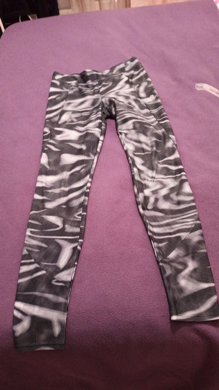 Leggings femme taille XS marque Domyos