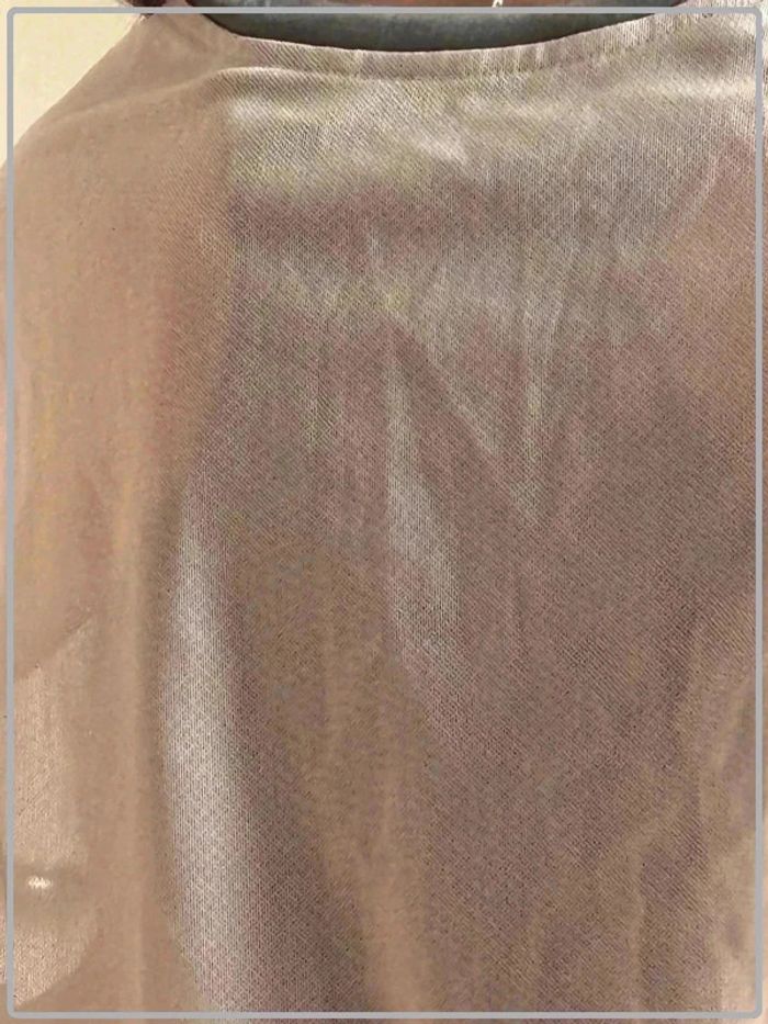 Top semi transparent taille 36 marque Nike - photo numéro 3