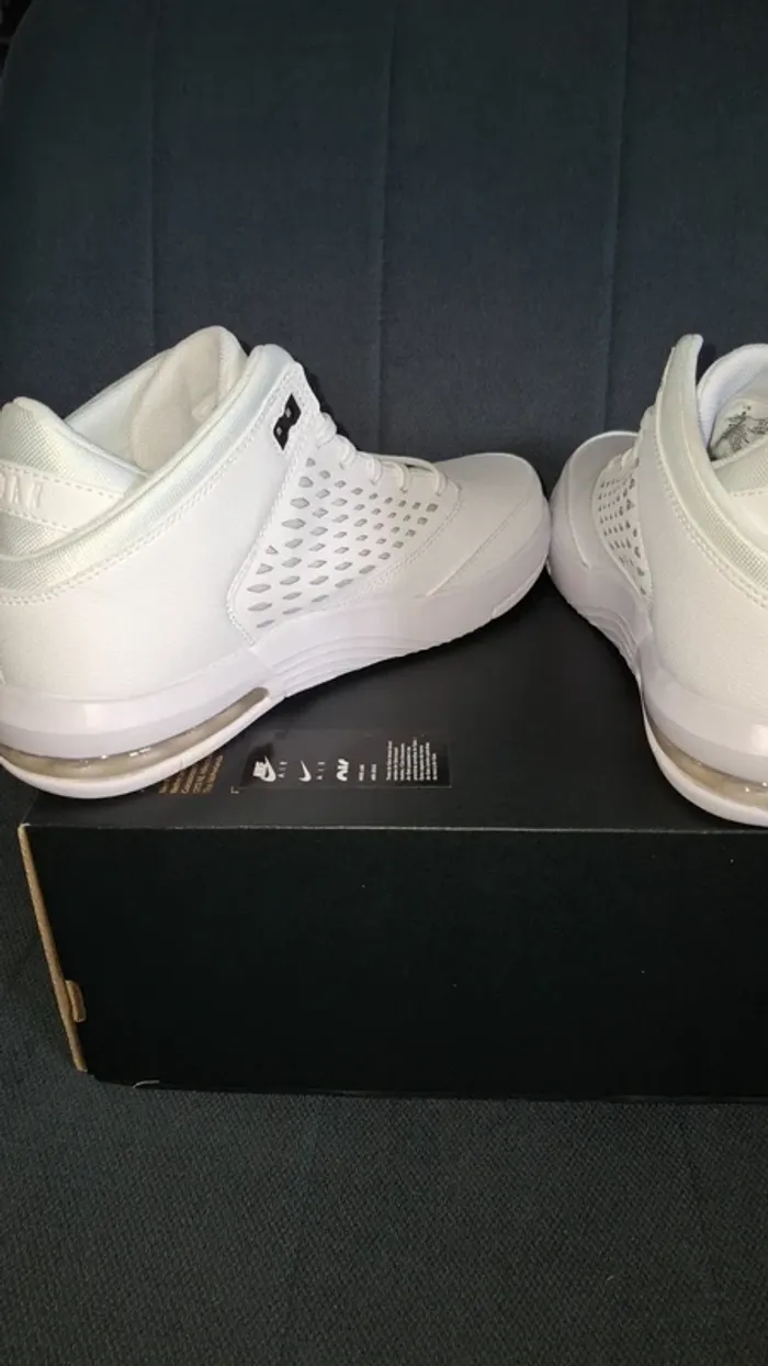 Baskets nike air jordan blanche - photo numéro 6