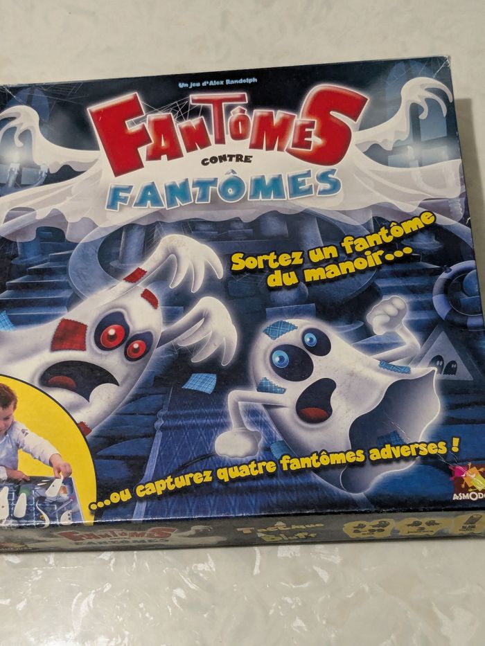 Jeu de société Fantômes contre Fantômes.