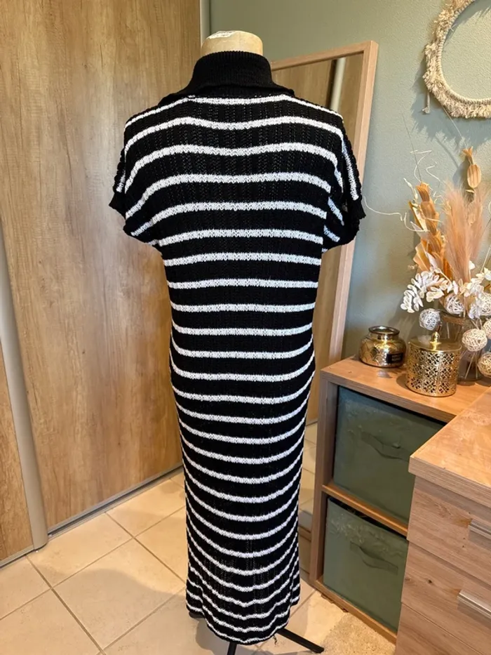 Jolie robe en maille manches courtes femme - photo numéro 4