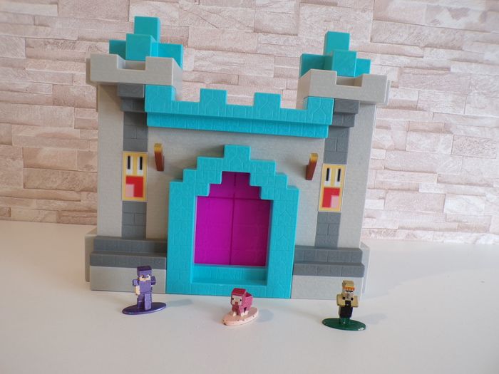 Château Minecraft et figurines (J24)