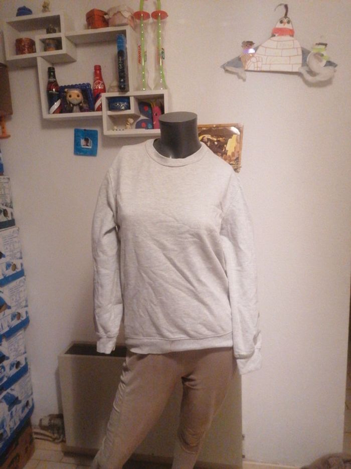 Sweat taille xs