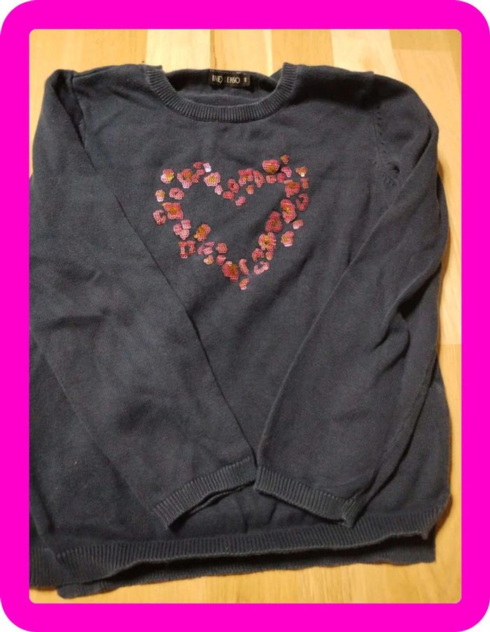 Pull demi saison taille 8 in extenso en très bon état