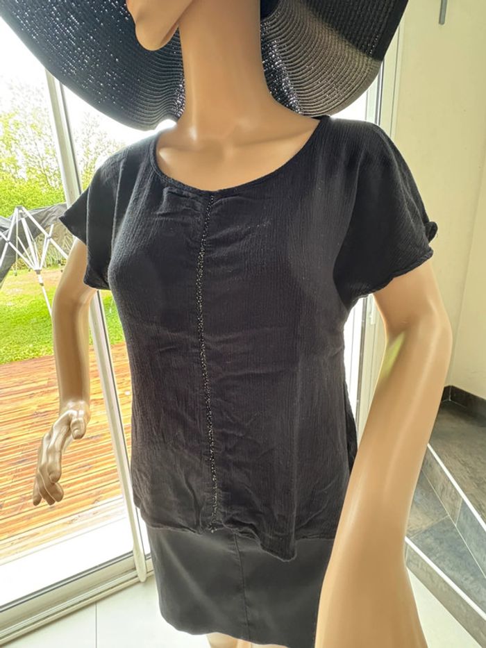 Magnifique T-shirt, habillé de marque Firefly taille 40 - photo numéro 9