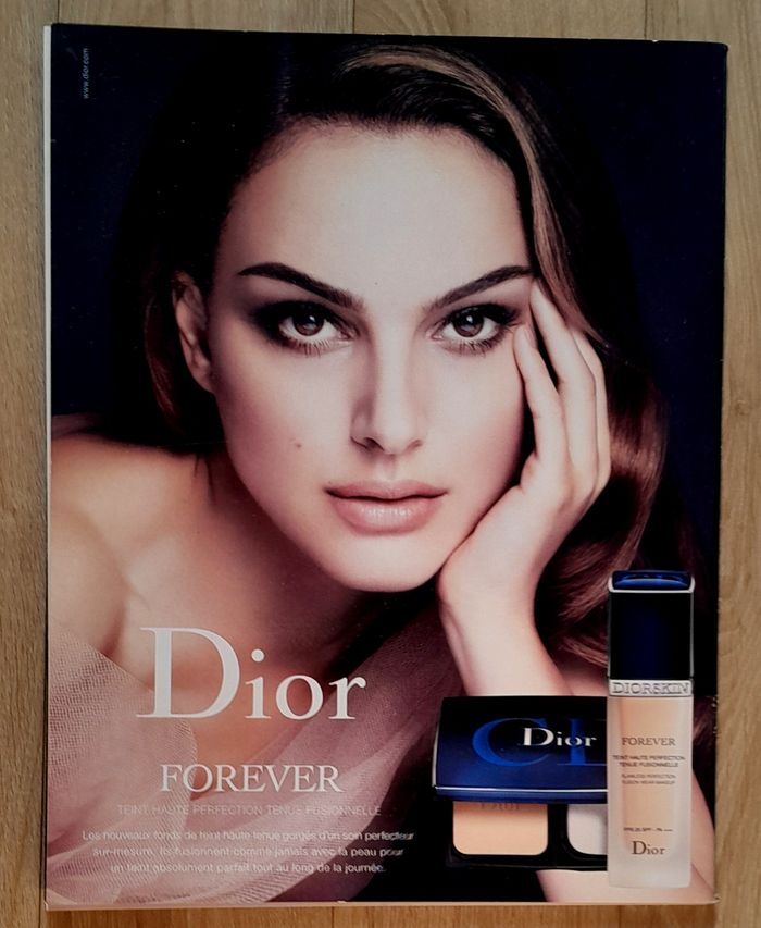 Magazine Grazia janvier 2012 spécial Sienna Miller - photo numéro 3