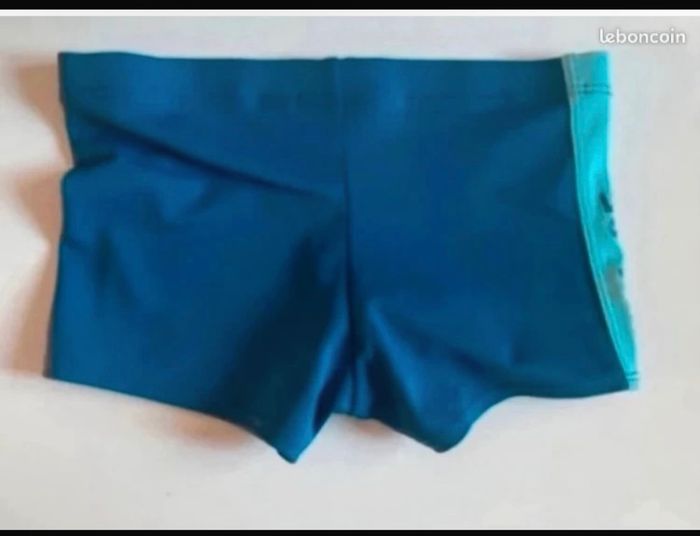 Boxer / Maillot de bain TRÈS BON ÉTAT taille 3 ans couleur bleu - photo numéro 2