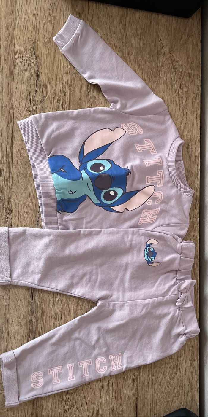 Ensemble stitch 12 mois - Neuf