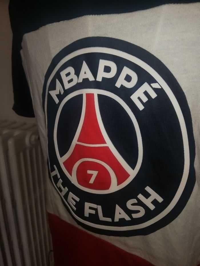 T-shirt neuf XS Paris - photo numéro 2