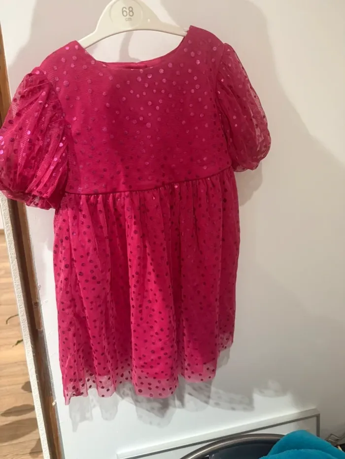 robe rose à paillettes