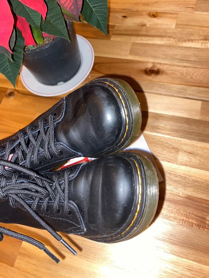 Boots dr martens taille 31 - photo numéro 10
