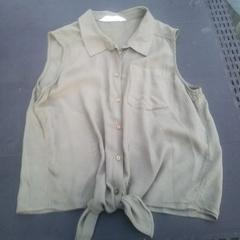 chemise kaki 14/16 ans