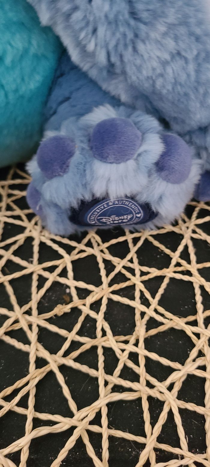 GRANDE PELUCHE DISNEY STITCH Pastille DISNEY STORE EXCLUSIVE 35cm (Paris) - photo numéro 5