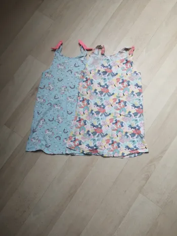 Lot chemise de nuit 8ans