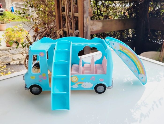 Sylvanian Families 🌈 Bus arc-en-ciel sunshine 🌈 avec famille Herisson - photo numéro 4